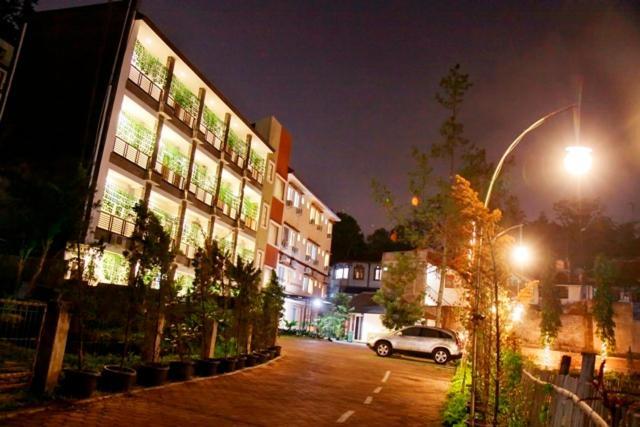 Hotel Lotus Bandung Bagian luar foto