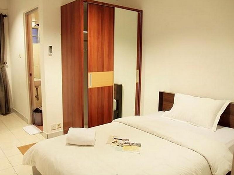 Hotel Lotus Bandung Bagian luar foto